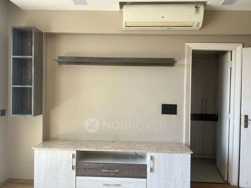 4 BHK Flat In Bestech Park View Grand Spa for Rent  In Sector 81