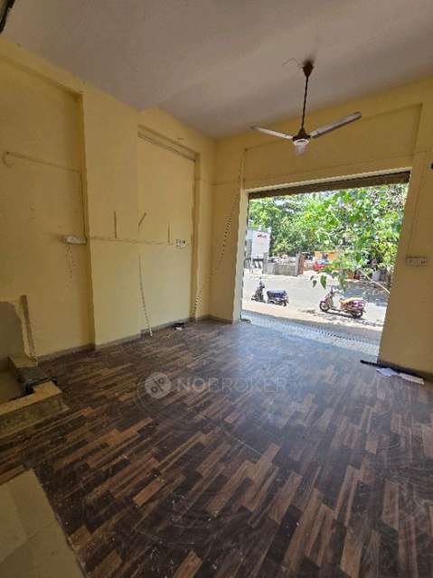 Shop in Neminath Park Apartments, Mumbai for sale 