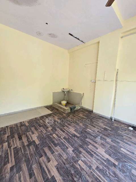 Shop in Neminath Park Apartments, Mumbai for sale 