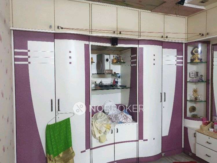2 BHK Flat In Giri Vihar Darshan  For Sale  In Byculla