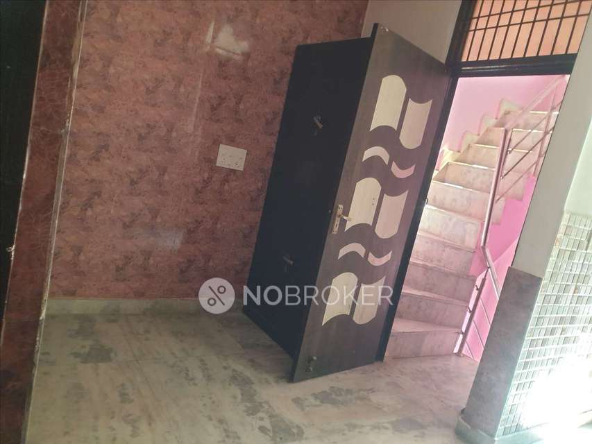 Independent House Rohini Rent WITHOUT BROKERAGE Semifurnished 2 BHK