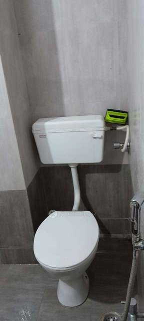 1 BHK Flat For Sale  In New Nallakunta