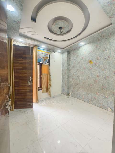 2 BHK Flat In The Unique Apartment For Sale  In Uttam Nagar