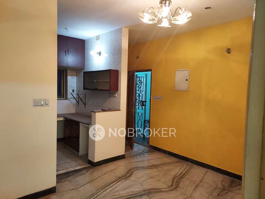 2 BHK Flat In Daffodils Apartment for Rent  In Kolathur