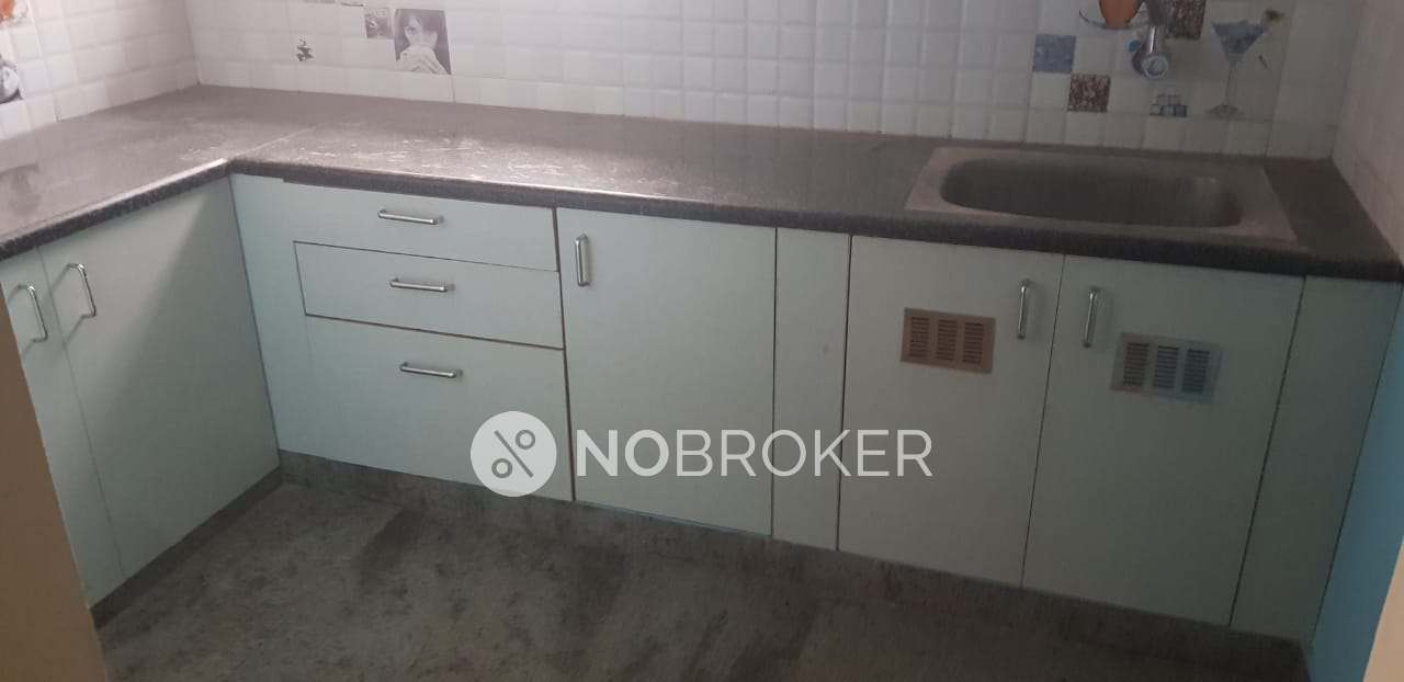 1 BHK Flat In Swami Samarth Appartment For Sale  In Dy Patil University Road