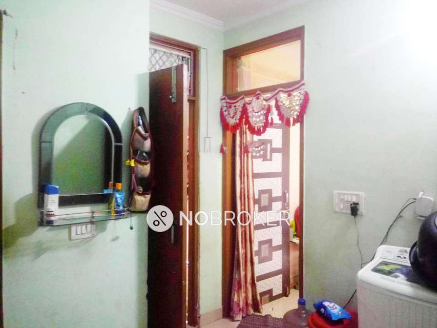 2 BHK Flat For Sale  In Mandawali