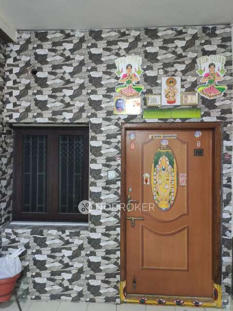 2 BHK Flat In Mahaveer Apartment For Sale  In Basheer Bagh