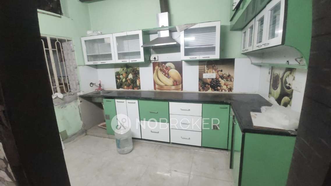 2 BHK Flat In Mahaveer Apartment For Sale  In Basheer Bagh