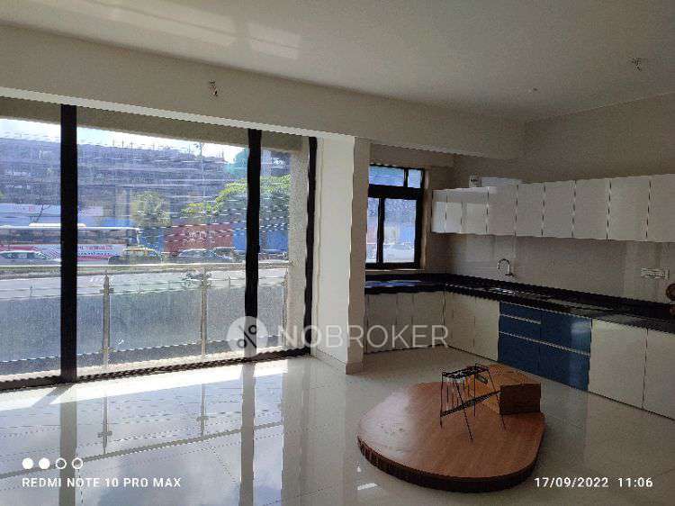 4 BHK Flat In Matruchhaya, Happy Home Society For Sale  In Ville Parle East