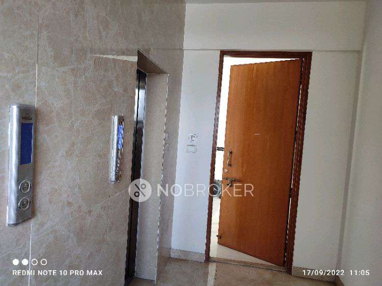 4 BHK Flat In Matruchhaya, Happy Home Society For Sale  In Ville Parle East