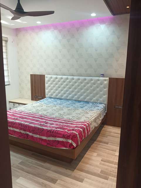 2 BHK Flat In Prestige Royale Gardens, Yelahanka For Sale  In Yelahanka