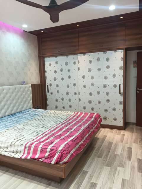 2 BHK Flat In Prestige Royale Gardens, Yelahanka For Sale  In Yelahanka