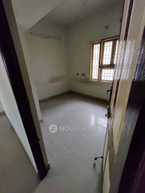 2 BHK Flat In Shatha Lakshmi For Sale  In Kolathur