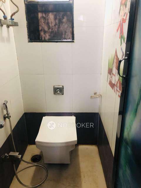 1 RK Flat In Shivneri Chs  For Sale  In Worli 