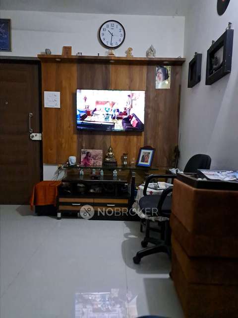 1 BHK Flat In Raviraj Royal For Sale  In Kandivali West