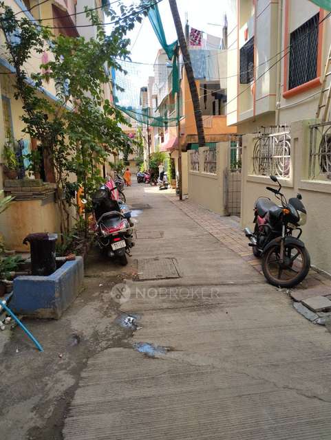 1 BHK Flat In Sai Balaji Niwas  For Sale  In Ghorpadi