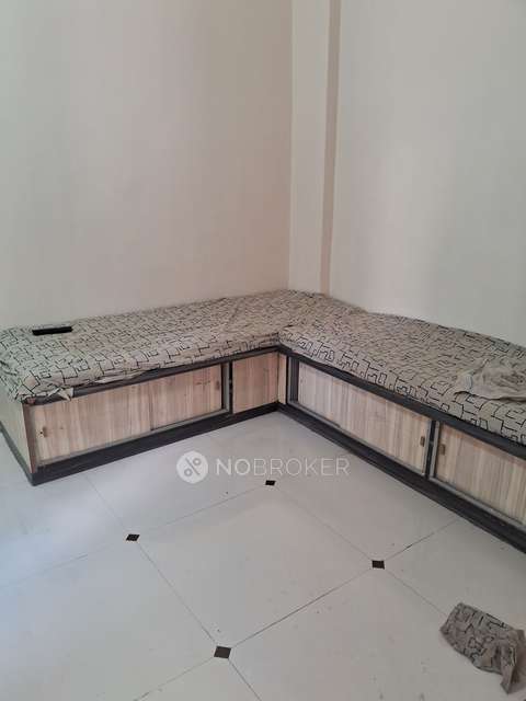 1 BHK Flat In Sai Balaji Niwas  For Sale  In Ghorpadi