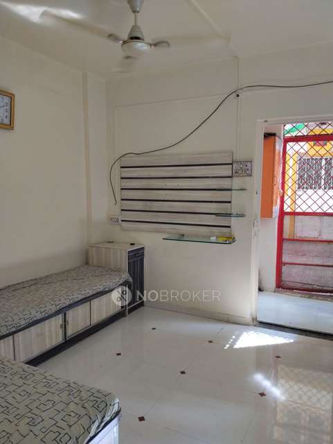 1 BHK Flat In Sai Balaji Niwas  For Sale  In Ghorpadi