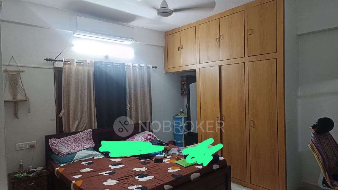 3 BHK Flat In Moorthi Mansion For Sale  In Begumpet
