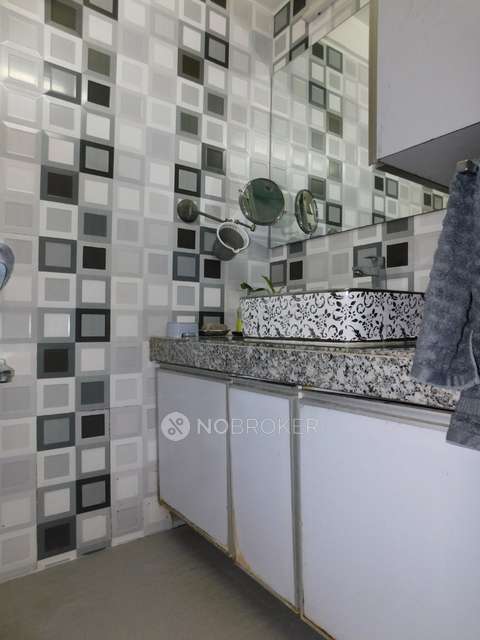 3 BHK Flat In Bhaktipark  For Sale  In Wadala East