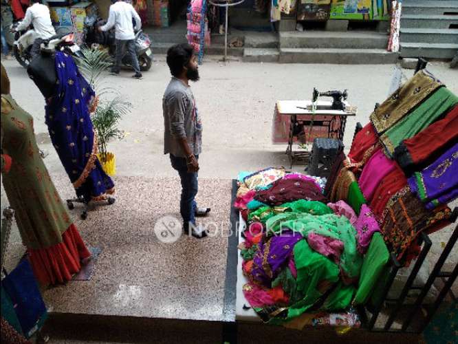 Godown/Warehouse in  Pul Pehladp, Delhi for Rent 