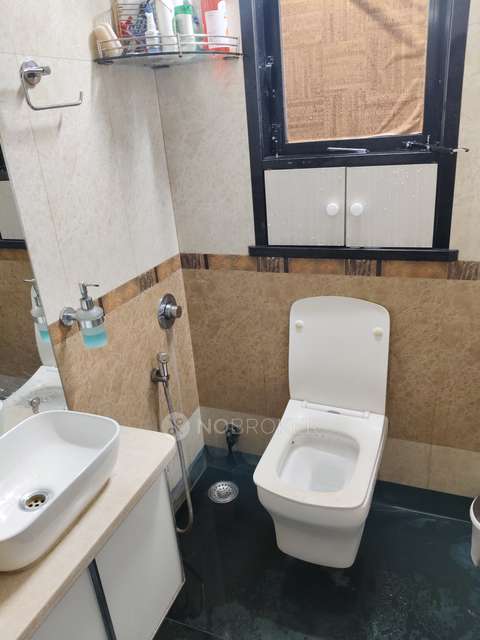 2 BHK Flat In Darshan Heights Kalbadevi For Sale  In Kalbadevi