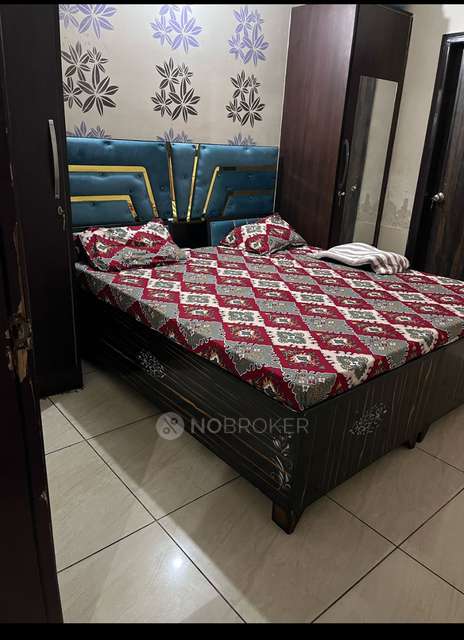 2 BHK Flat In Pratap Vihar Gha For Sale  In M100