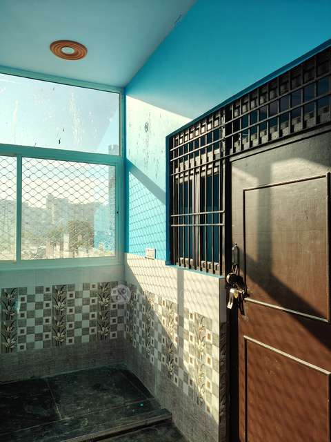 2 BHK House for Rent  In Crossings Republik