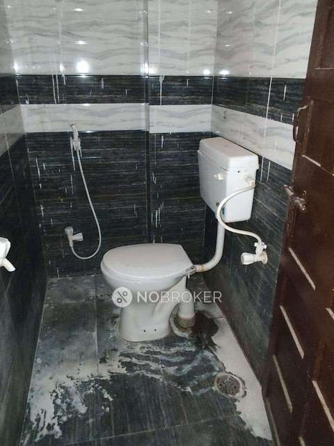 1 BHK Flat In Standalone Building  For Sale  In Gajularamaram