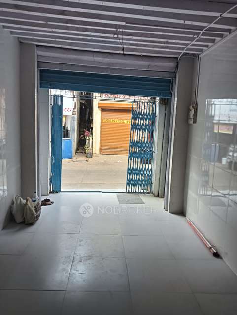 Shop in Dahisar West, Mumbai for Rent 