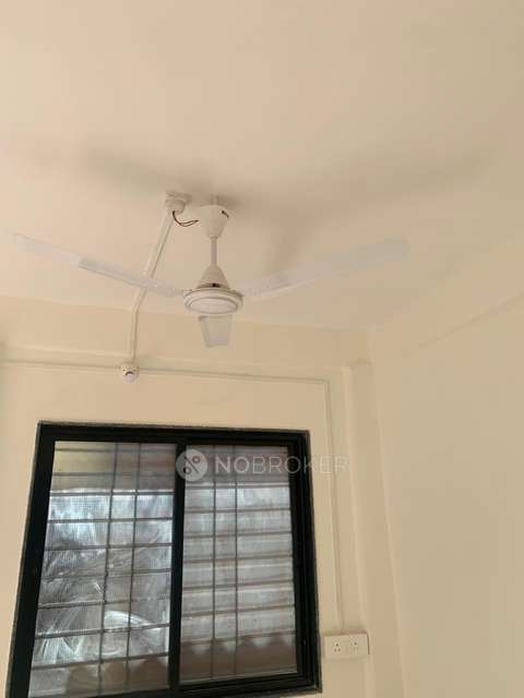 1 RK Flat In Jadhav Building Nehrunagar for Rent  In Pimpri Colony