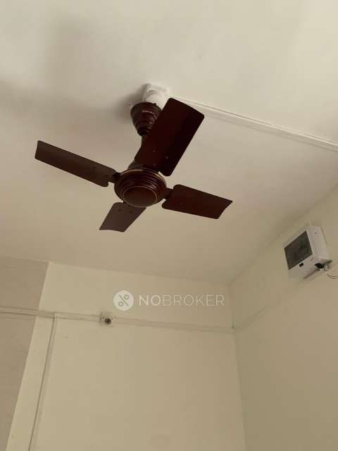 1 RK Flat In Jadhav Building Nehrunagar for Rent  In Pimpri Colony