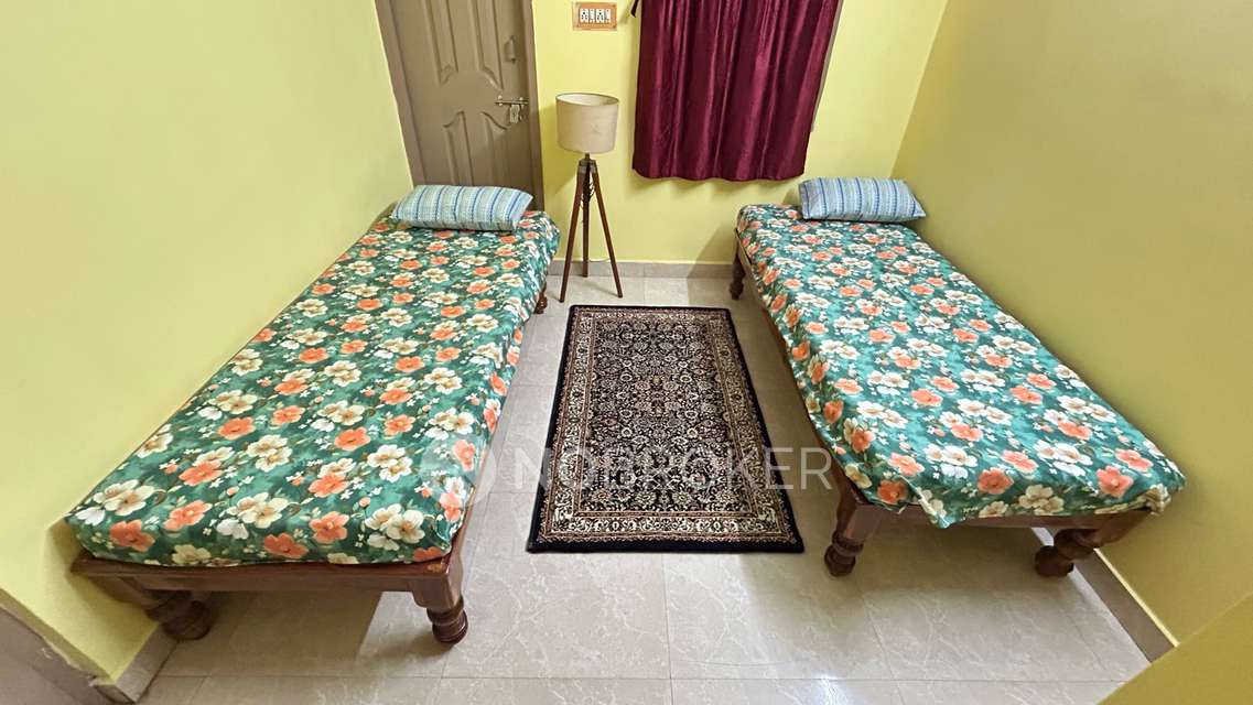 PG for Anyone in Pallavaram Bus Stop