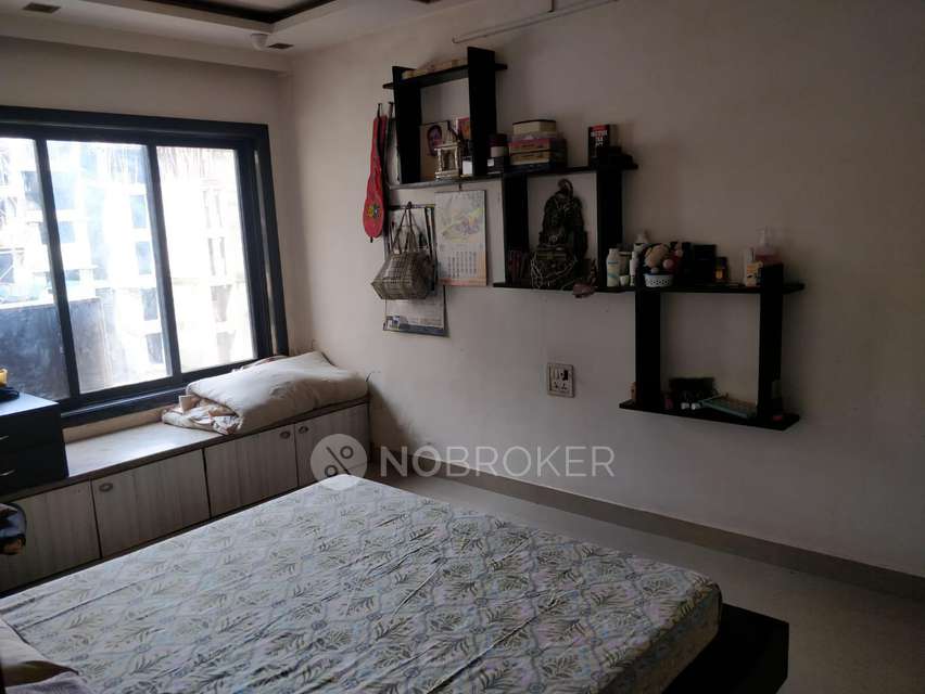 2 BHK Flat In Garden Garden State For Sale  In Goregaon West