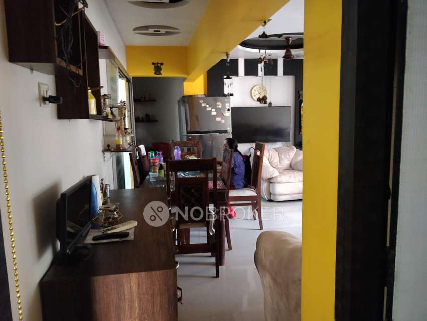 2 BHK Flat In Garden Garden State For Sale  In Goregaon West