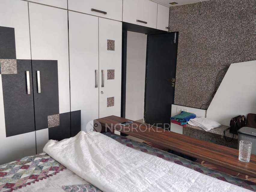 2 BHK Flat In Garden Garden State For Sale  In Goregaon West