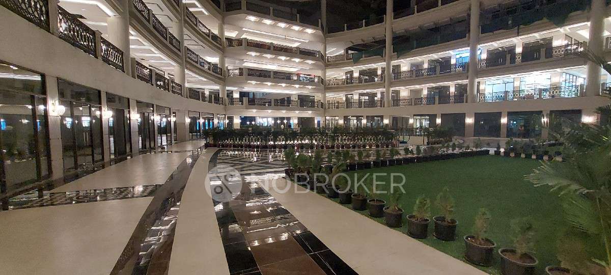 Showroom in Pks Town Central, Greater Noida for Rent 