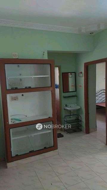 1 BHK Flat In Tnhb For Sale  In Sholinganallur