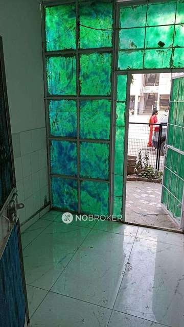 2 BHK Flat In Jai Shiv Apartment For Sale  In Shalimar Bagh