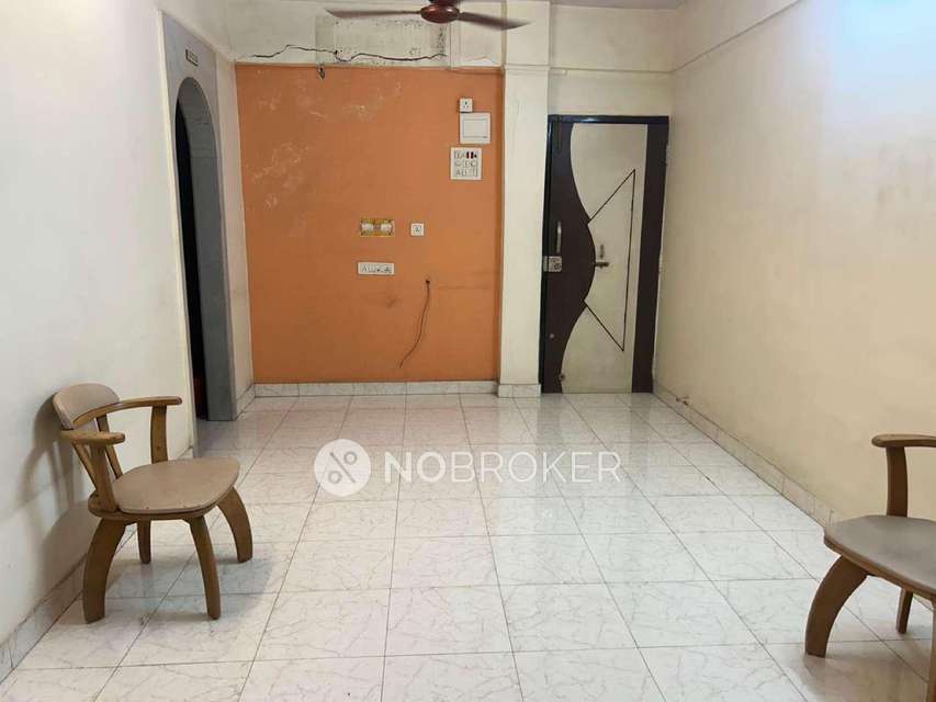 1 BHK Flat In Monalisa Chs For Sale  In Mulund West