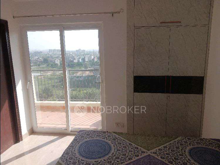 2 BHK Flat In Palm Marina Suites For Sale  In Nh 24, Ghaziabad