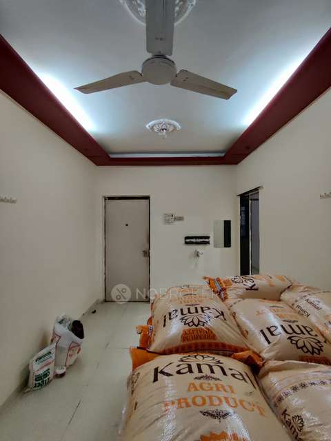 2 BHK Flat In Stanadalone Building  For Sale  In Belapur Cbd