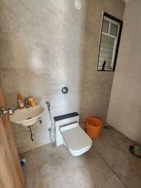 2 BHK Flat In K Town  E Wing  for Rent  In  Mukai Chowk