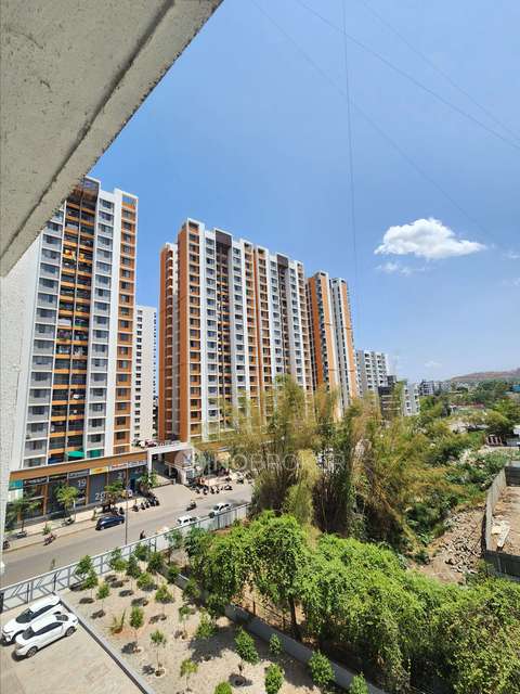 2 BHK Flat In K Town  E Wing  for Rent  In  Mukai Chowk