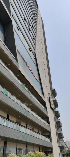 Shop in Sector 4, Greater Noida for Rent 