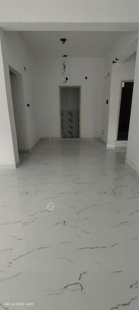2 BHK Flat For Sale  In 1, Suchitra Road
