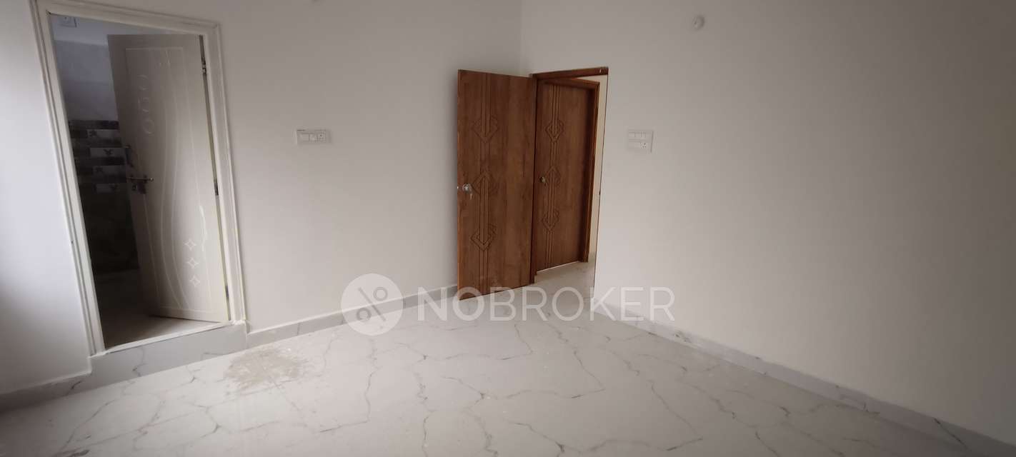2 BHK Flat For Sale  In 1, Suchitra Road