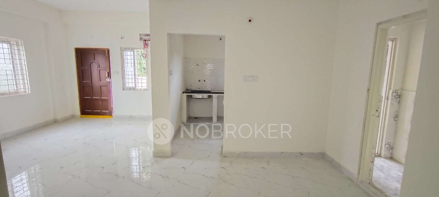 2 BHK Flat For Sale  In 1, Suchitra Road