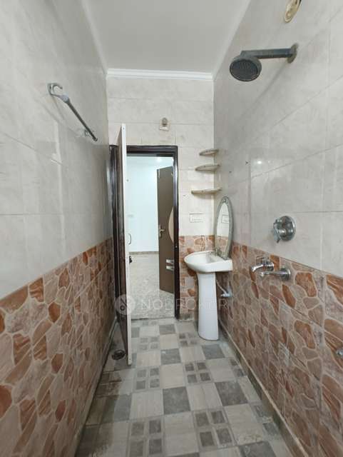 1 BHK Flat In Shiva Apartment  For Sale  In Bhagwati Garden Extension, Nawada