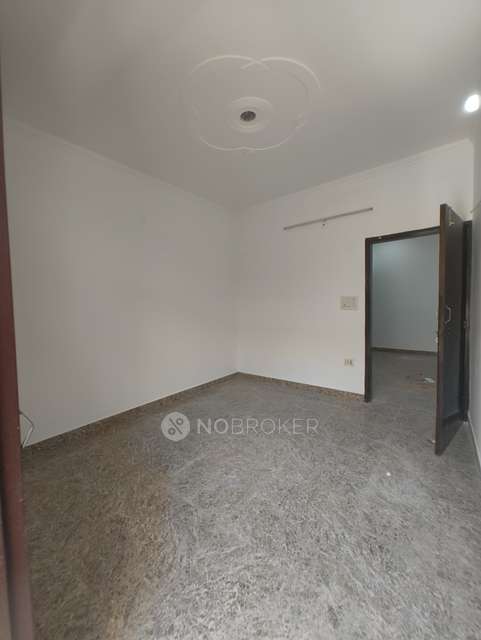 1 BHK Flat In Shiva Apartment  For Sale  In Bhagwati Garden Extension, Nawada